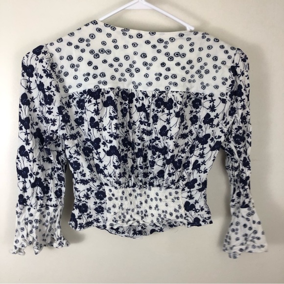 Free People Lady Bohemian Button Front Floral Printed Blouse Blue & White Small - Picture 5 of 7